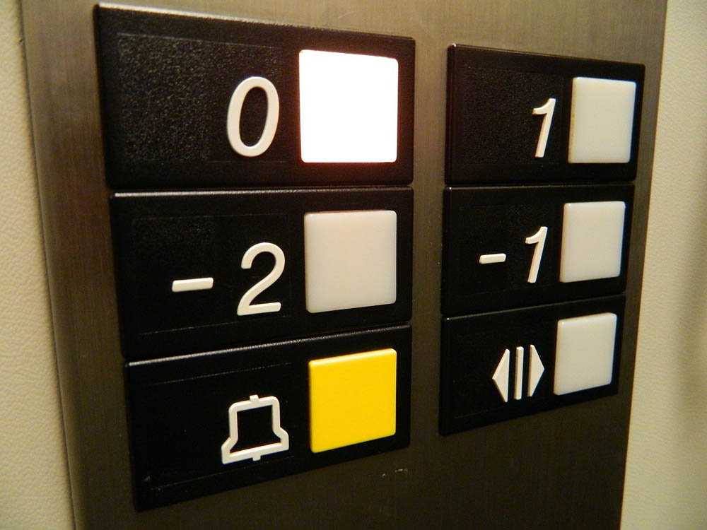 elevator-pitch-fahrstuhltasten-gross